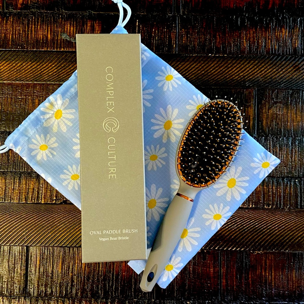 COMPLEX CULTURE Oval Paddle Brush